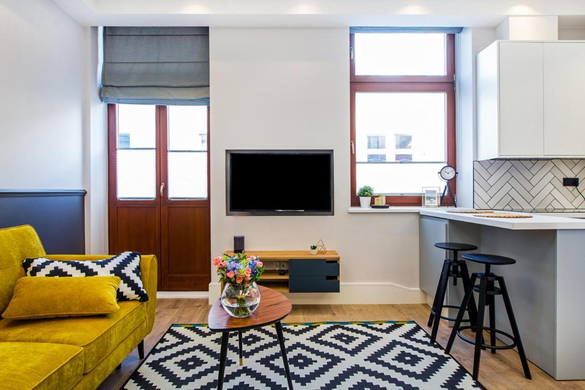 No2 Apartment *